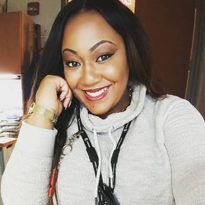 Meet your Posher, Crystal